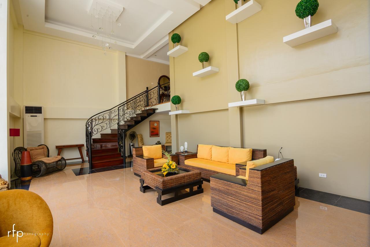 Balai Carmela Hotel Tuguegarao City Eksteriør billede